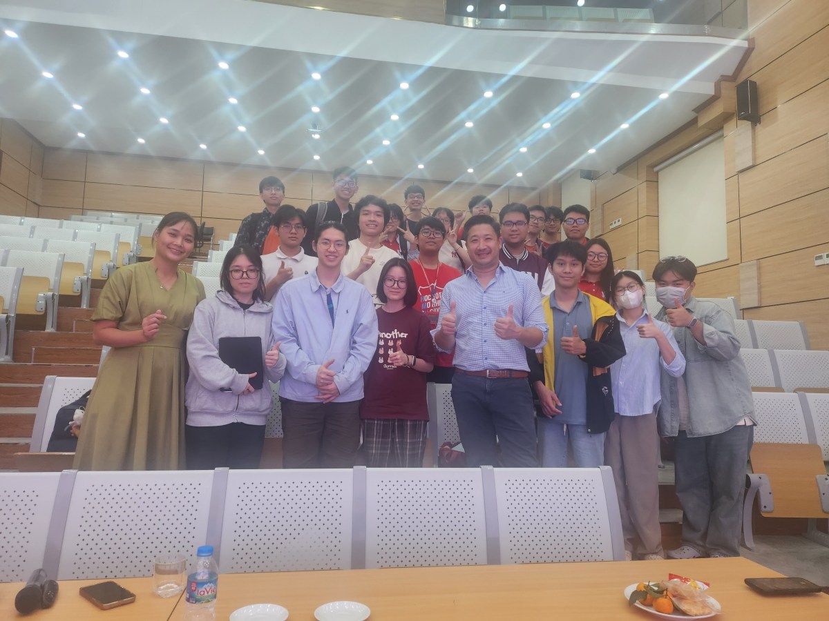 Visite (et cours) à l'&nbsp;&raquo;Hanoï Medical University&nbsp;&raquo;